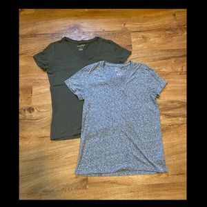 Universal Thread T-Shirts